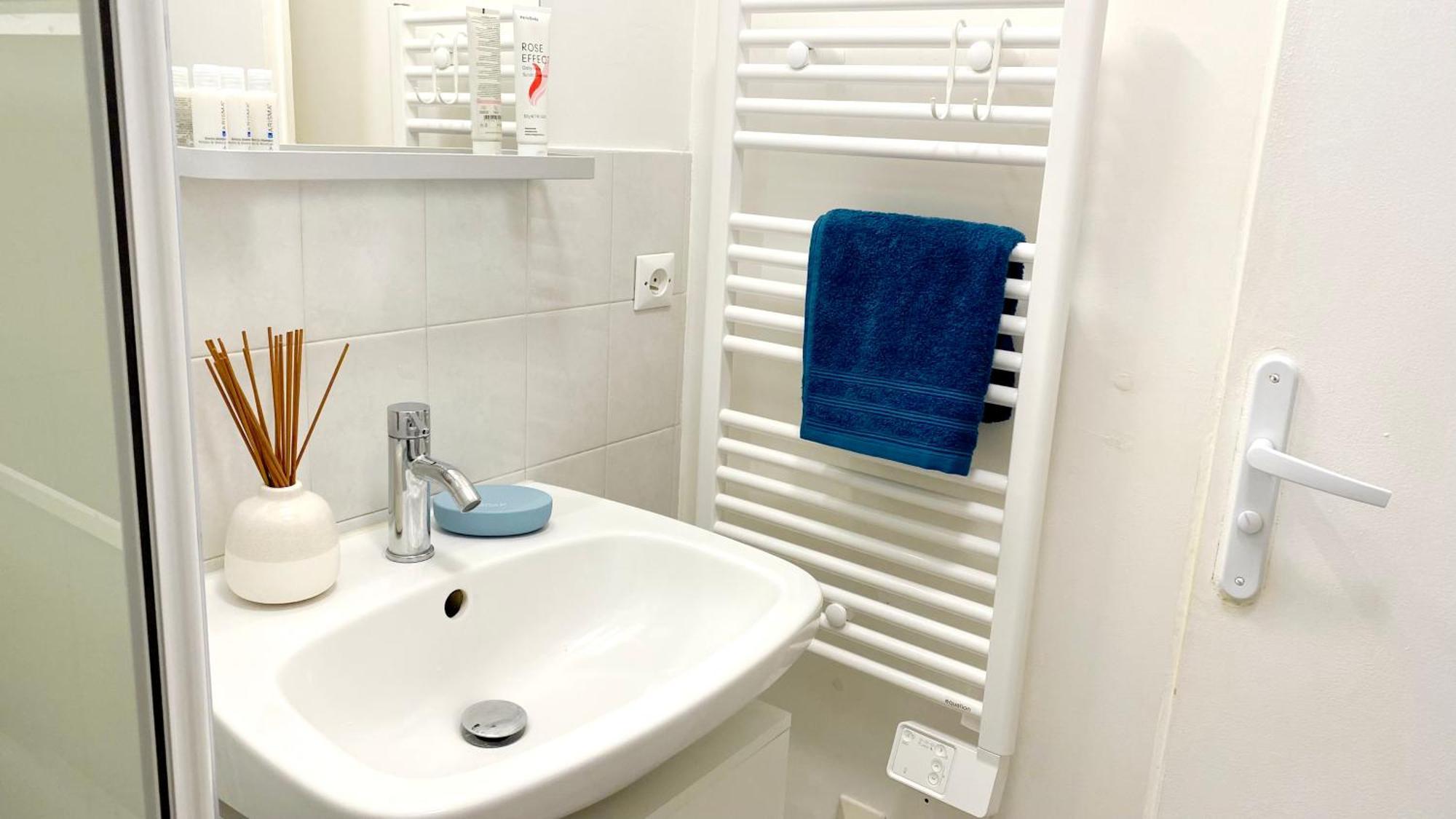 Studio Cosy Au Pied De La Gare De Cergy Le Haut - 35 Min De Paris Διαμέρισμα Εξωτερικό φωτογραφία